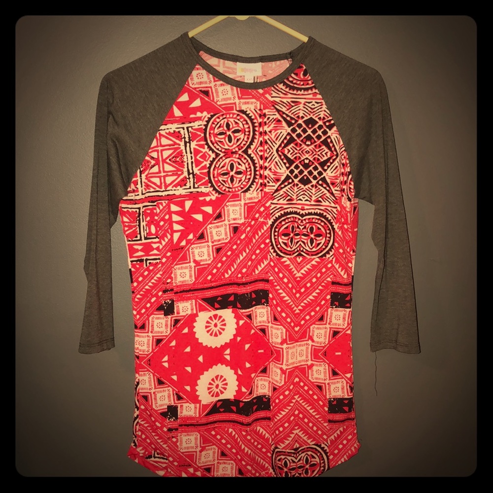 LuLaRoe Randy Tee. Never Worn!